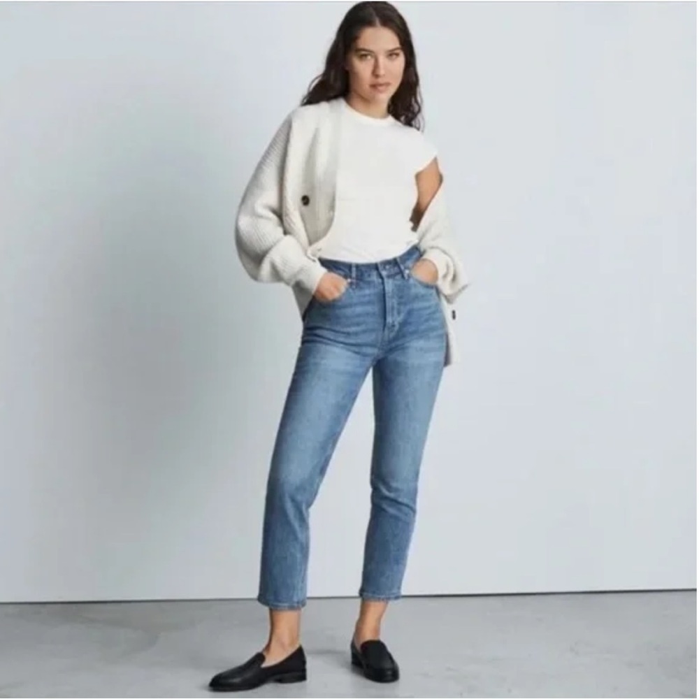 Everlane - High Rise Straight Jeans